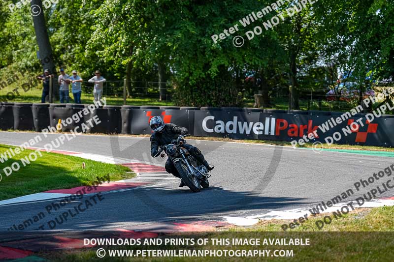 cadwell park;cadwell park photographs;cadwell trackday photographs;enduro digital images;event digital images;eventdigitalimages;peter wileman photography;racing digital images;trackday digital images;trackday photos